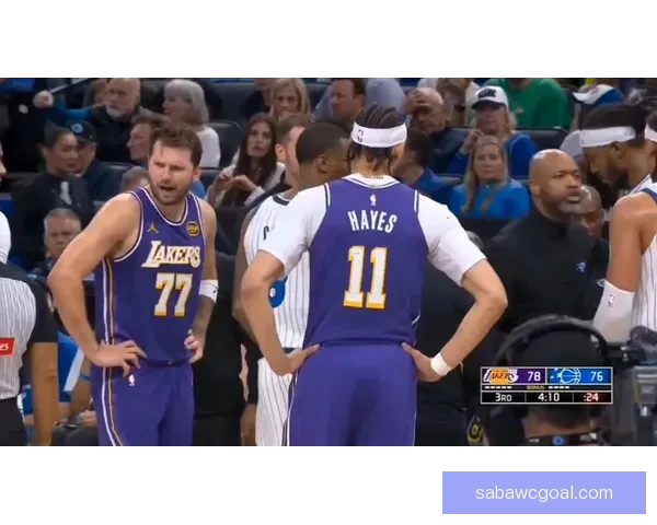 东契奇偷听魔术战术八村垒好奇发问以太幽默整活引全场